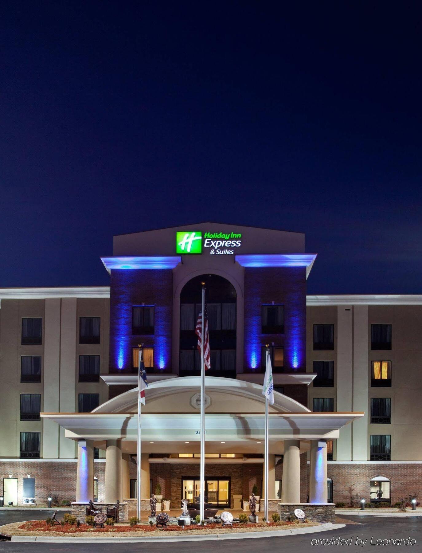 Holiday Inn Express Hotel & Suites Hope Mills-Fayetteville Airport, An Ihg Hotel Exterior foto